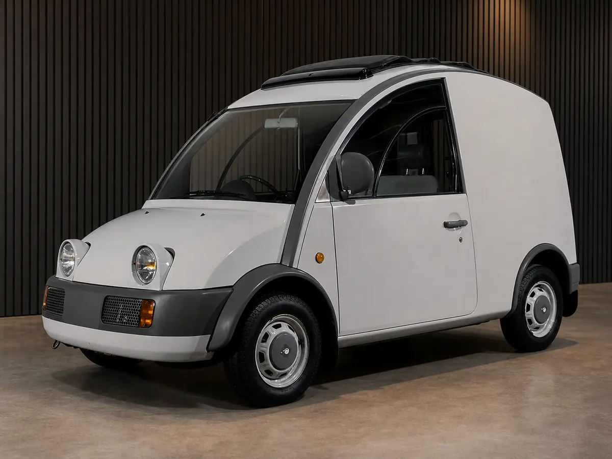 Nissan S-Cargo G20 retro light commercial van