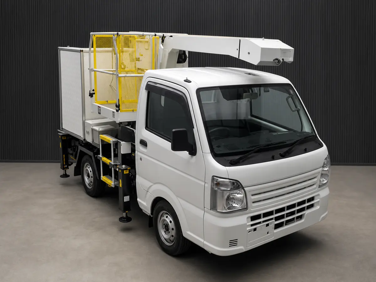 Suzuki Carry kei aerial work platform with yellow rail basket